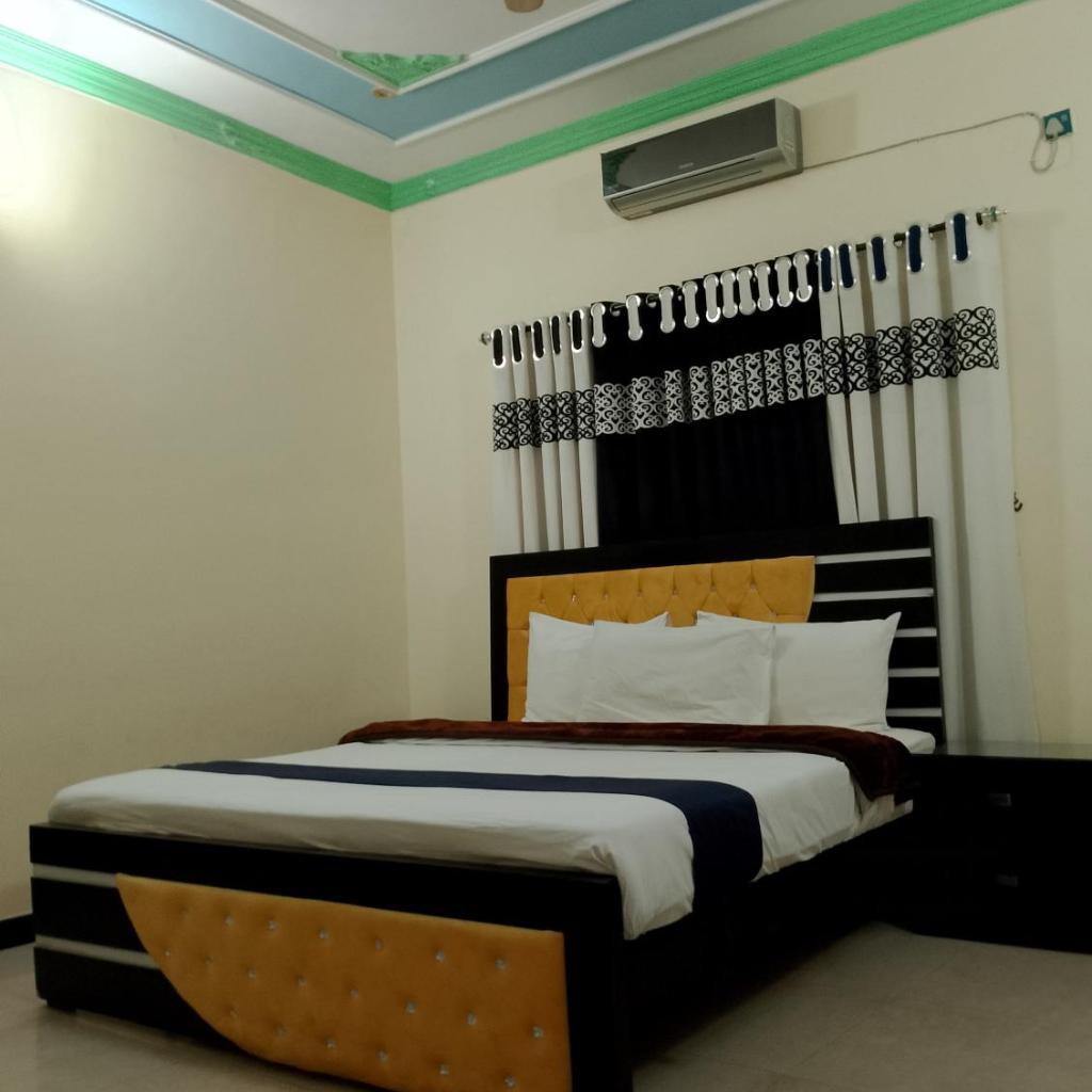 The TravelLodge Inn