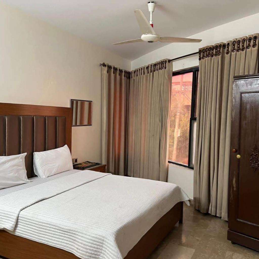 Imperial Guest House DHA