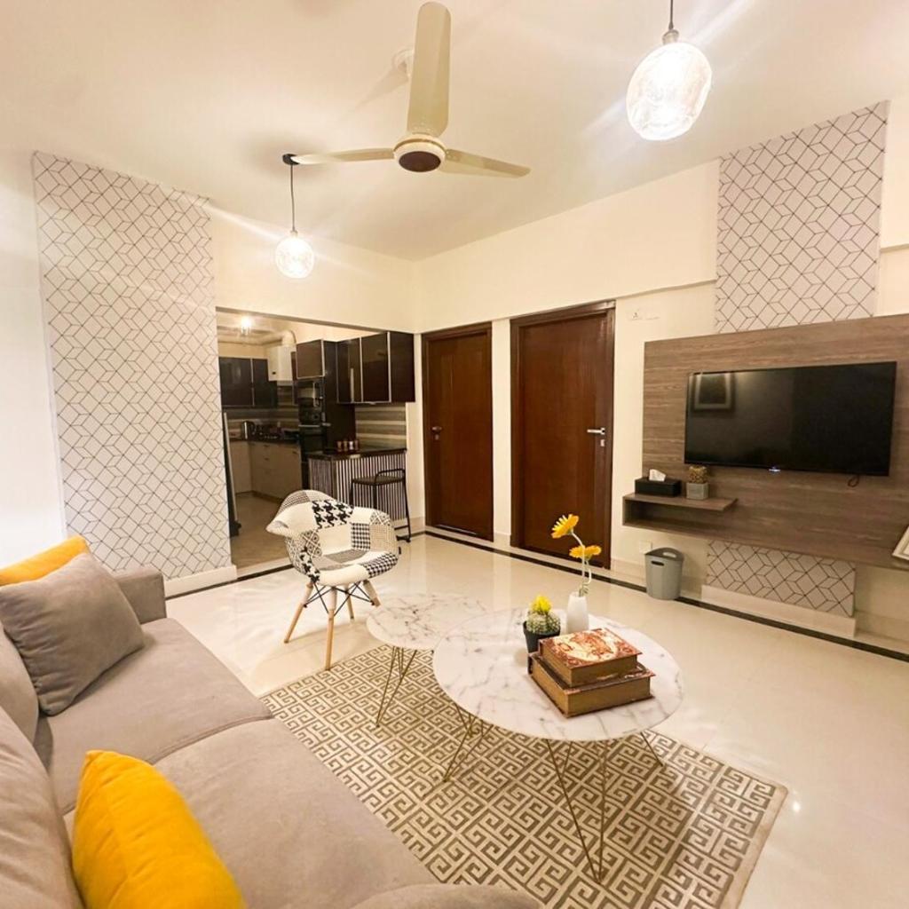 Olive Suites on Shahrah-e-Faisal