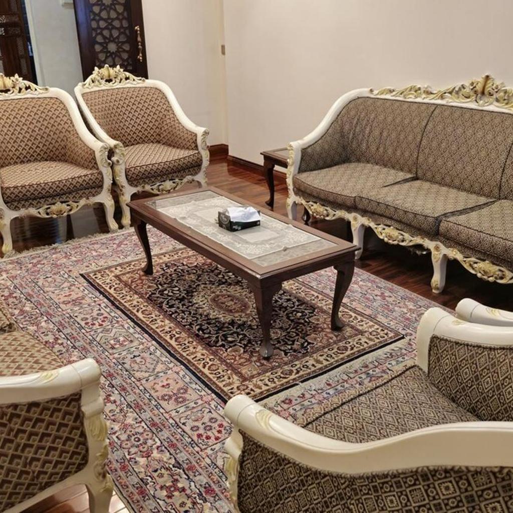 4 bedrooms furnished apartment in central Karachi