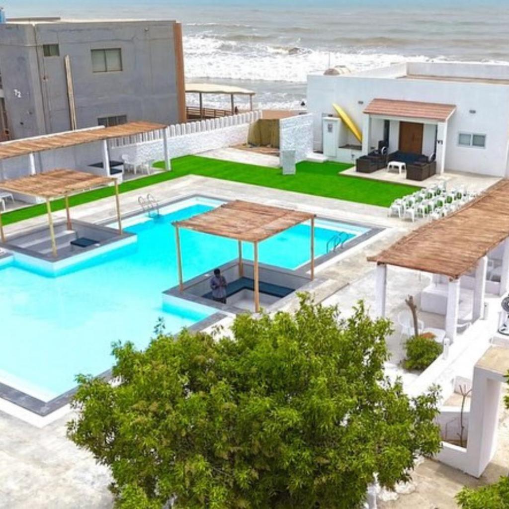 The Cove - Beach Resort & Club