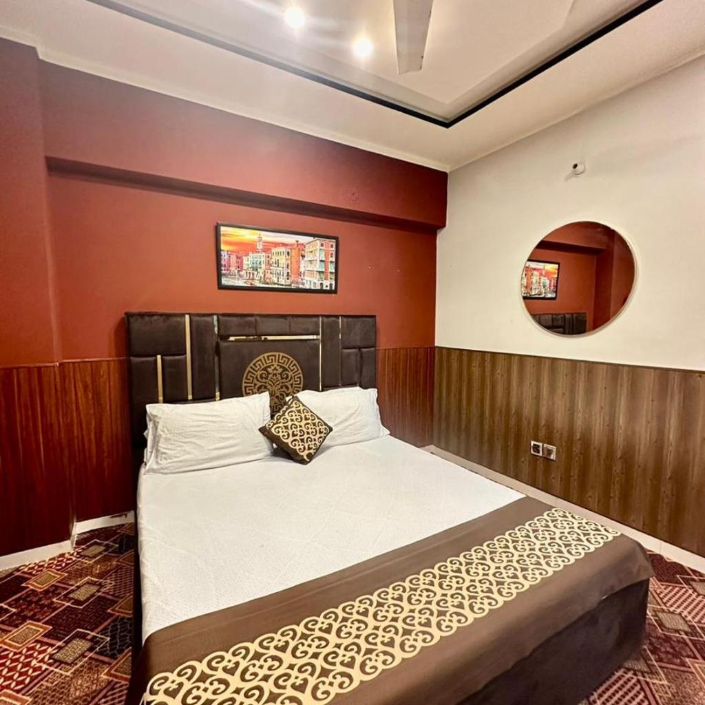 1 BHK Apartment in Islamabad