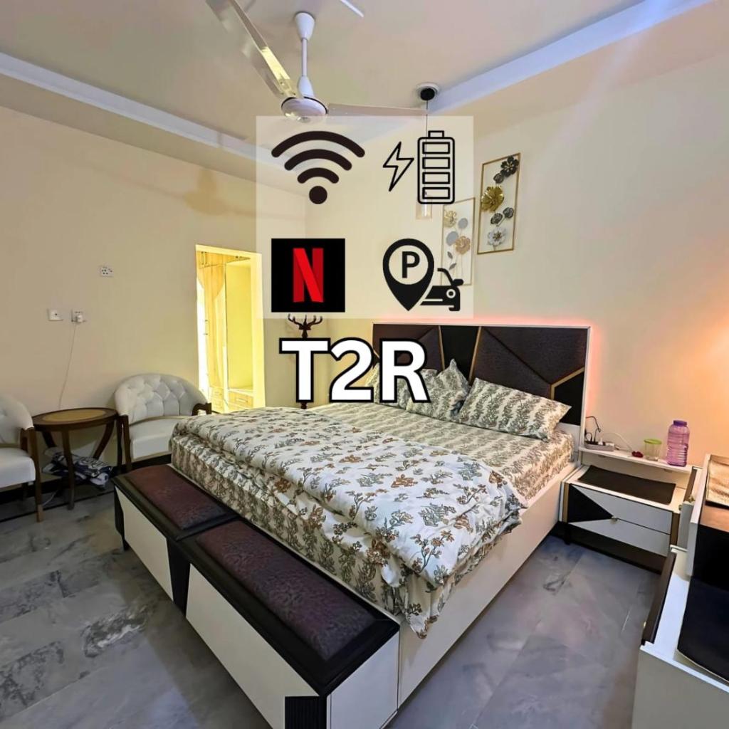Luxurious 5 Bedroom Mansion Upper Portion Near Gerry Visa Park Road Islamabad