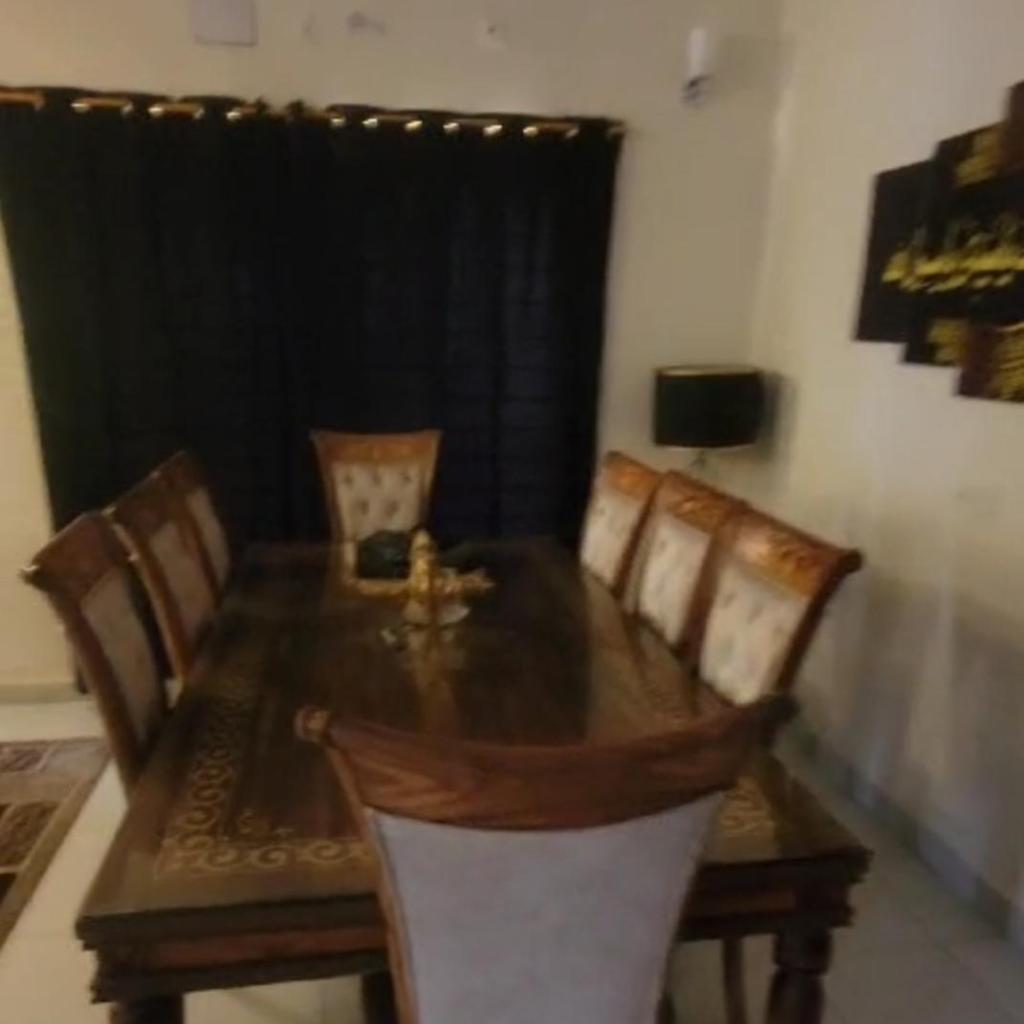 Luxurious 200 SQY Executive Furnished Villa for Rent