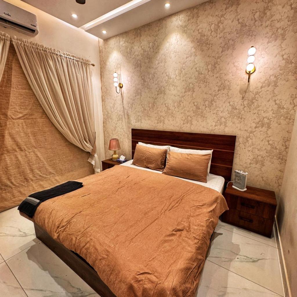 Private Rooms Near Raya - DHA Phase 6 Sector D Lahore