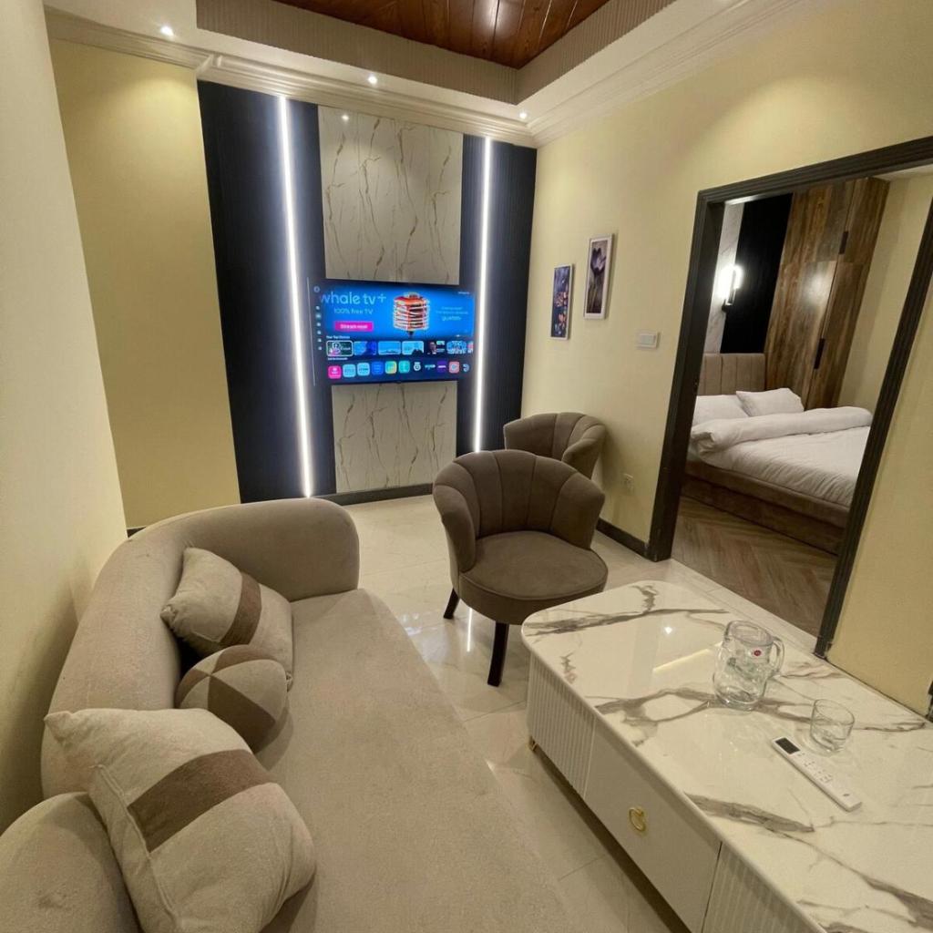 Modern 2 BHK Apartment Near Islamabad Airport