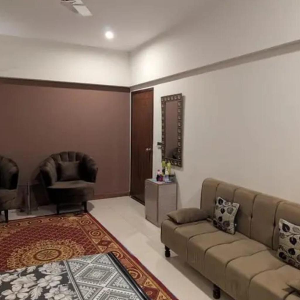 Fully furnished paying guest accommodation