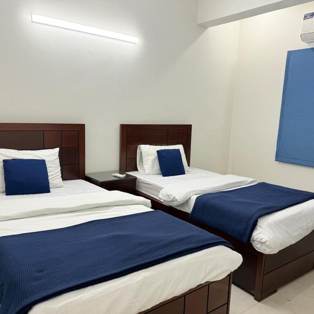 Blissful Stay Royal Studio
