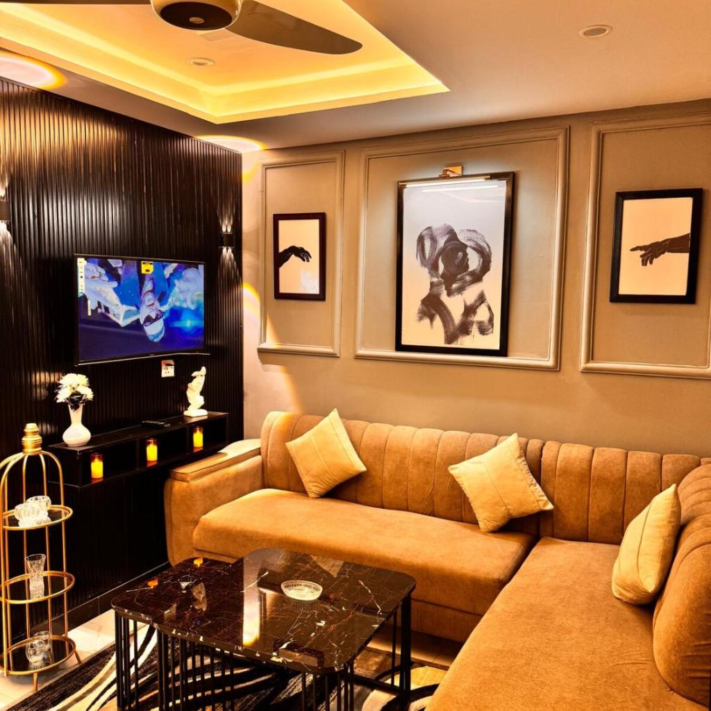 Refined Luxury 1BHK Suite Stylish & Serene