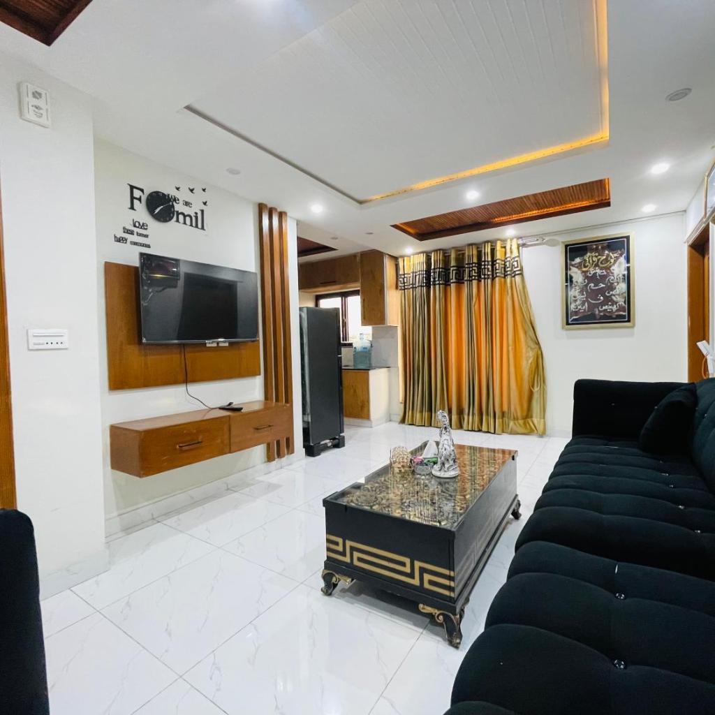 Bahria Royal Residence, Luxury Furnished Apartments in Bahria Town Lahore