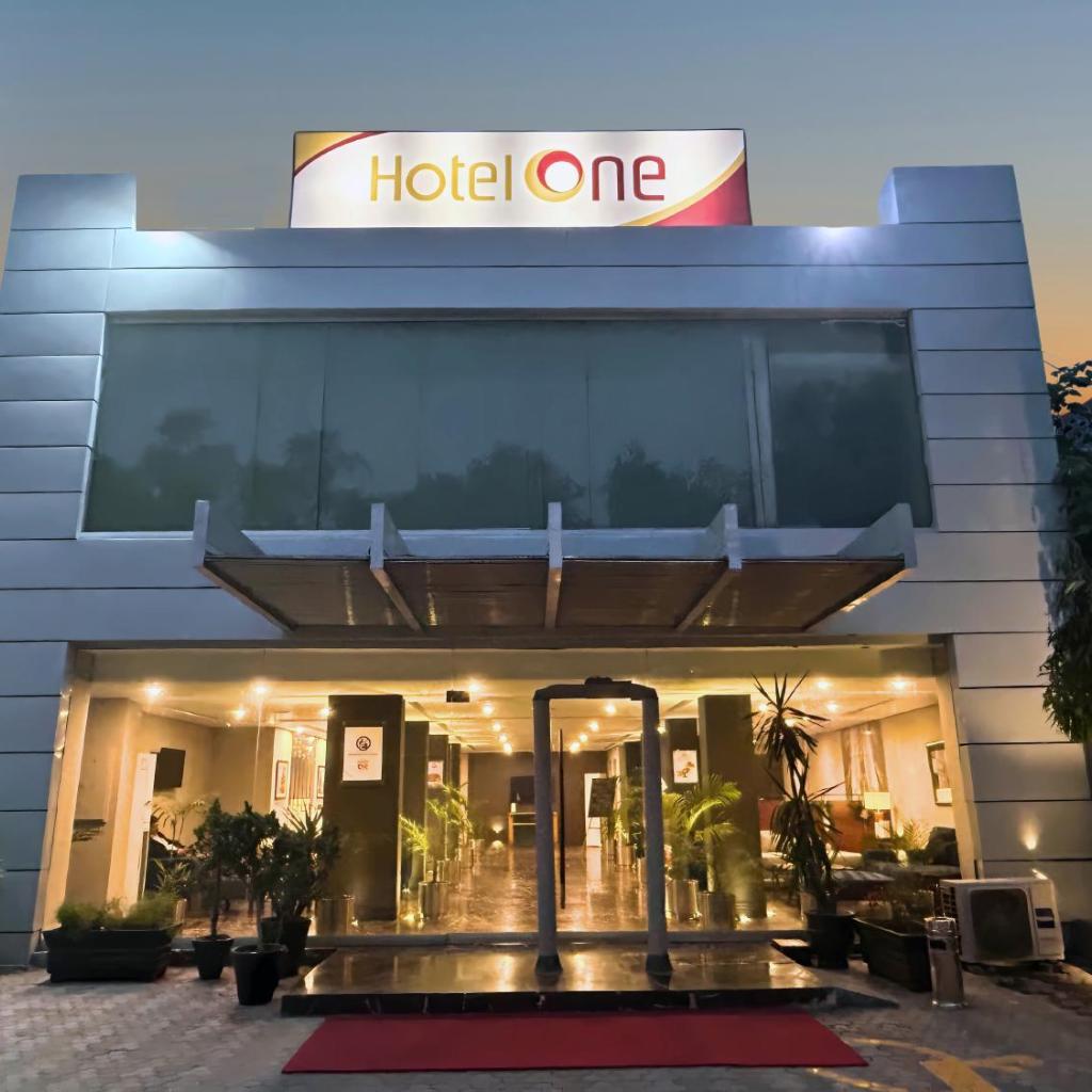 Hotel One The Mall, Lahore